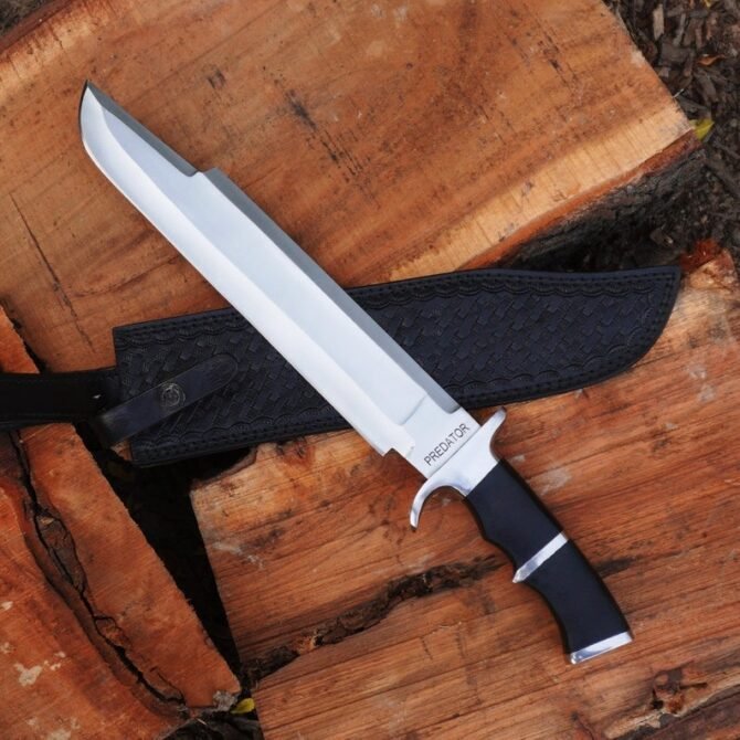 Predator Bowie Knife: Handmade 5160 Spring Steel Predator Replica