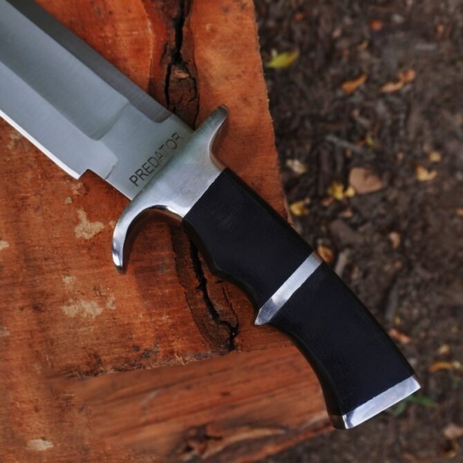 Predator Bowie Knife: Handmade 5160 Spring Steel Predator Replica