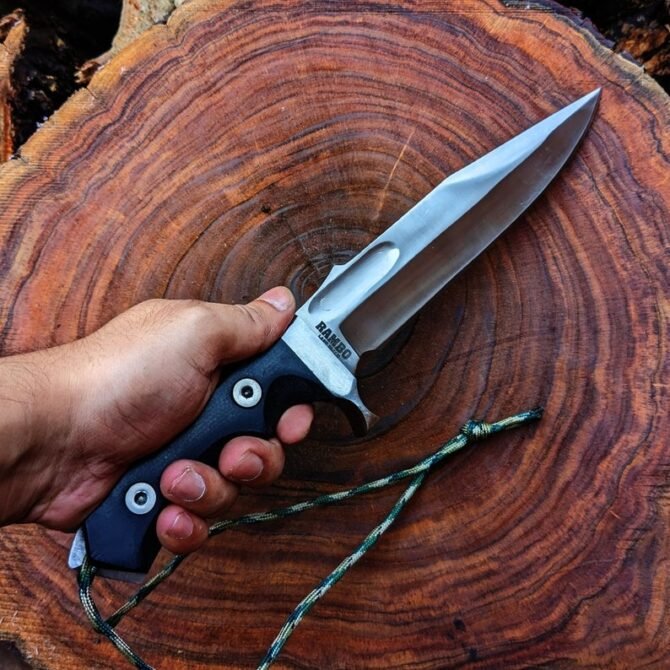 Rambo Bowie Knife