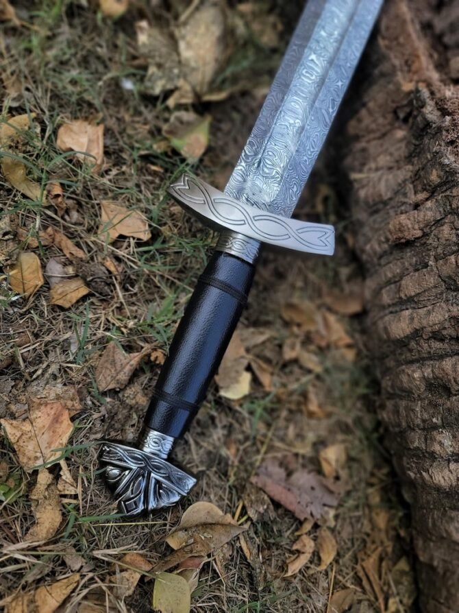 Custom Damascus Viking Sword – Hand Forged Norse Blade - Image 6